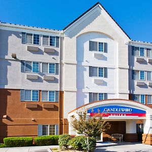 Candlewood Suites Medford, An Ihg Hotel Exterior photo