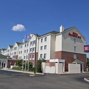 Hilton Garden Inn Westbury Exterior photo