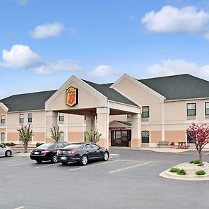 Super 8 By Wyndham Hampshire Il Hotel Exterior photo