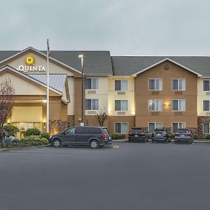 La Quinta By Wyndham Central Point - Medford Hotel Exterior photo