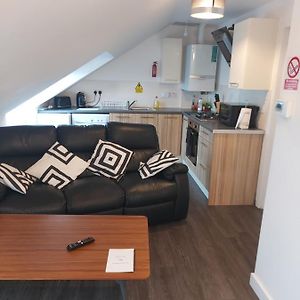 Maze Serviced Apartment Ayr Exterior photo