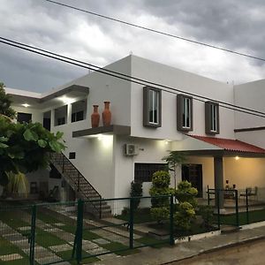 Hotel Garden Suites Tonala Exterior photo