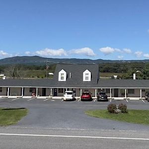 Relax Inn In Natural Bridge Exterior photo