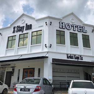 Oyo 90506 Z Stay Inn Hotel Simpang Renggam Exterior photo