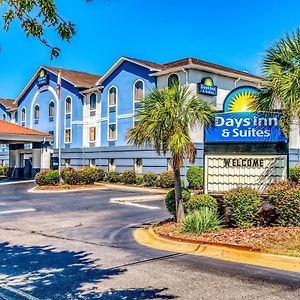 Days Inn & Suites By Wyndham Prattville-Montgomery Exterior photo