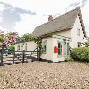 Waveney Cottage Diss Exterior photo