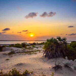 Kizingo Beach Eco Lodge Lamu Exterior photo