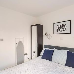 Cosy Brand New Spacious 1 Bed Luxury Apartment Birmingham Exterior photo