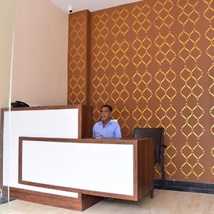 Chandra Royal Residency Hotel Vellore Exterior photo