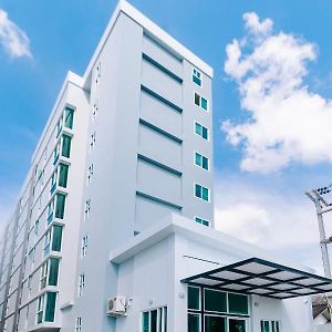 One Budget Hotel Chiangrai Soi Sawan Chiang Rai Exterior photo