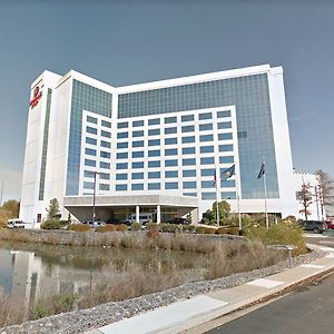 Delta Hotels By Marriott Philadelphia Airport Exterior photo