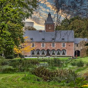 Chateau De Bonne Esperance Bed & Breakfast Huy Exterior photo