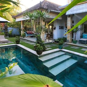 Bungalow Jepun At Villa Semua Suka Ubud  Exterior photo