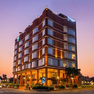 Best Western Merrion Hotel Amritsar Exterior photo