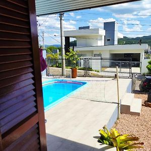 Quarto, Piscina, Ar Condicionado Apartment Encantado  Exterior photo