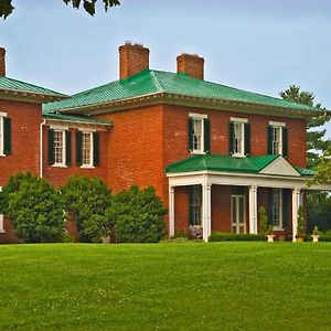 Marriott Ranch Bed And Breakfast Hume Exterior photo