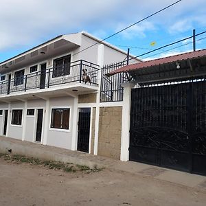 Wally'S Place Hotel Esteli Exterior photo