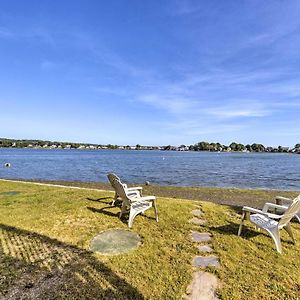 Coastal Rhode Island Home With Kayaks, Deck And Grill! Portsmouth Exterior photo