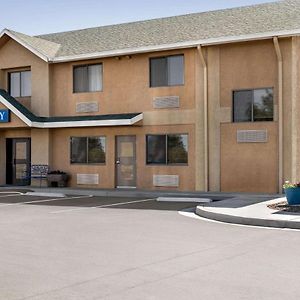 Travelodge By Wyndham Yuma Exterior photo