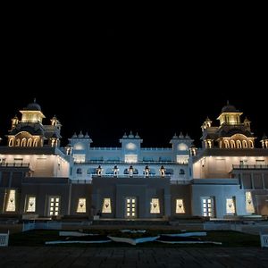 The Utopia Resort Sanchi Exterior photo