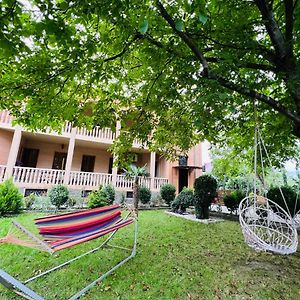 Medea Guest House Kutaisi Exterior photo