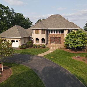 Redbud Keep - Amazing Manor! Villa Hedgesville Exterior photo