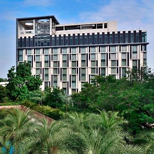 Courtyard By Marriott Hyderabad Hotel Exterior photo