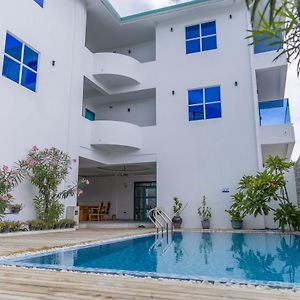 Surf House By Konalle Hotel Gemanafushi Exterior photo