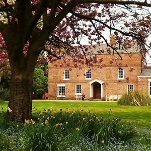 Little Mollington Hall Hotel Exterior photo