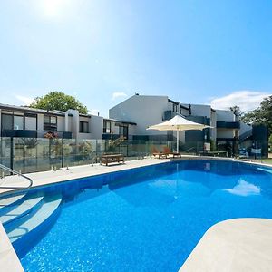 Manuka Park Serviced Apartments Canberra Exterior photo