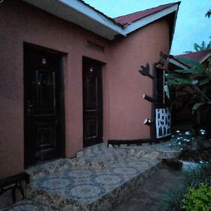 Gipir & Labango Ventures Apartment Entebbe Exterior photo