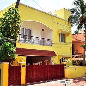 Shakti Nivas Bed & Breakfast Chennai Exterior photo