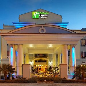 Holiday Inn Express Trincity By Ihg Piarco Exterior photo