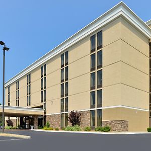 Holiday Inn Express Worcester, An Ihg Hotel Exterior photo