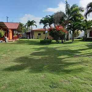 Hosteria Sr Hotel Pedernales Exterior photo