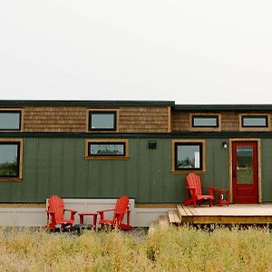 Ogre Acres Tiny Home Armstrong Exterior photo