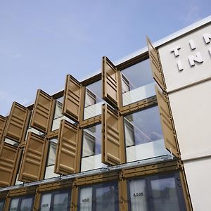 Tin Inn Montabaur L Einfach Gut - Das Hotel Aus Hochwertig Ausgebauten Ueberseecontainern Exterior photo