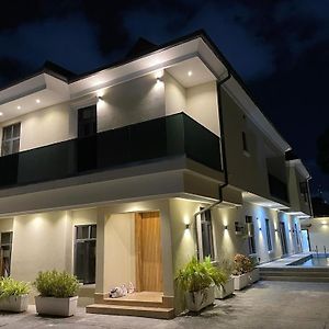 Studio 6 Aparthotel Lagos Exterior photo