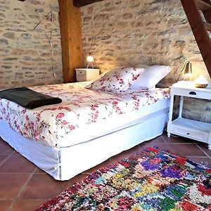 Chambre "Four A Pain" A L'Escale De Varaire Bed & Breakfast Exterior photo