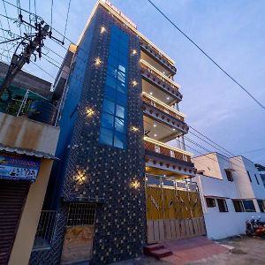 Arjuna Residency Hotel Pondicherry Exterior photo