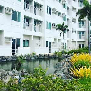 Condotel Anuva Manila Exterior photo