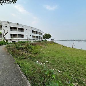 Ichhamati Hotel And Restaurant Hasnabad Exterior photo