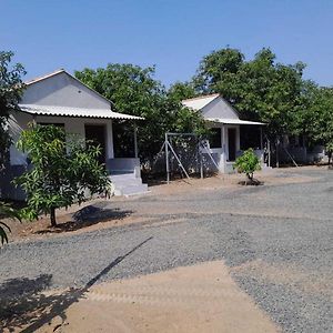 Hotel O Home Gajraj Gir Farm & Report Sasan Gir Exterior photo