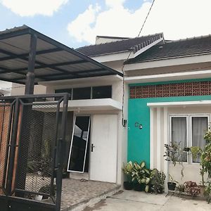 Homestay Lavender C6 Palembang Exterior photo