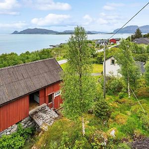 Holiday Home Aram Sandvik  Exterior photo