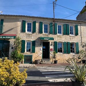 Auberge Du Porche Blaye Exterior photo