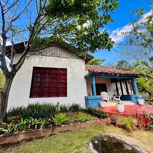 Cacerola Beach House Villa Poneloya Exterior photo