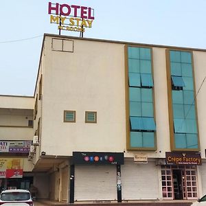 Hotel My Stay Vadodara Exterior photo