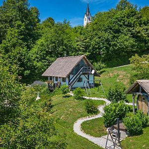 Vineyard Cottages Skatlar - Happy Rentals Otocec Exterior photo