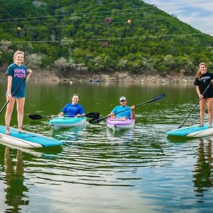 Camp Sandy Lakefront, Pool,H Tub, Sand Volleyball Villa Austin Exterior photo